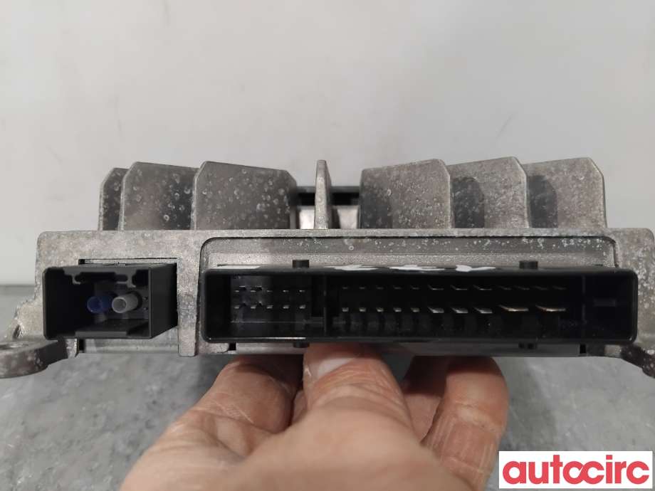 Bilstereo forsterker til Mercedes C-Klasse 2014-2018 (Fase 1) (W205) (W205) (MERCEDES|A2229000618|7203023021|A2229003113)