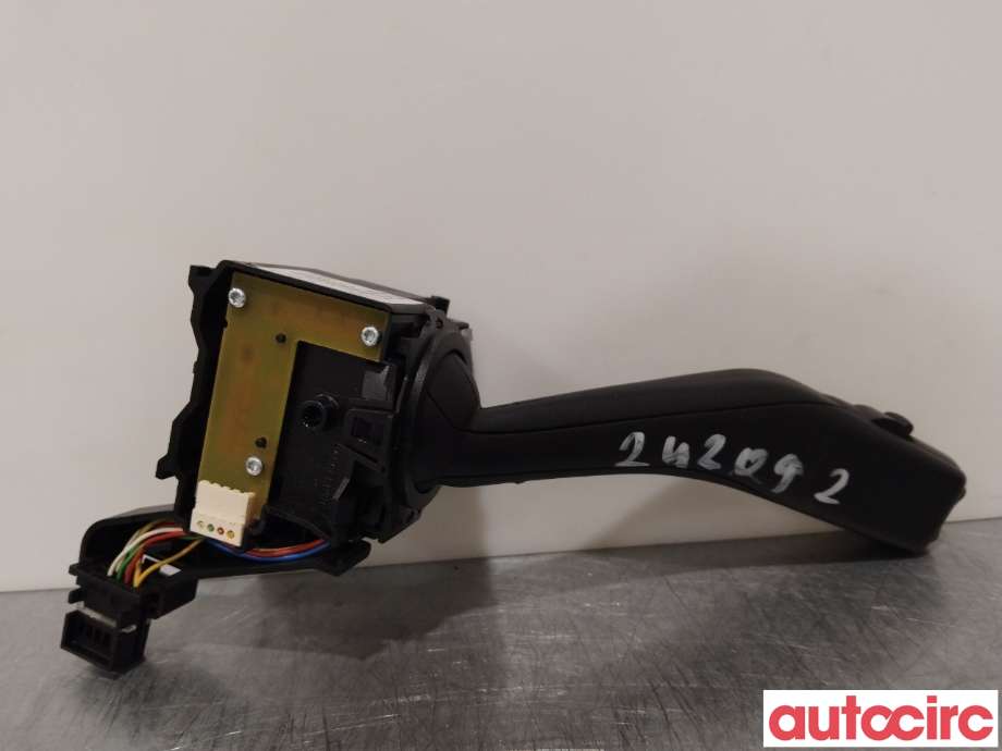 Bryter blink til VW Tiguan 2007-2011 (Type I, Fase 1)  (VOLKSWAGEN|1K0953513G)