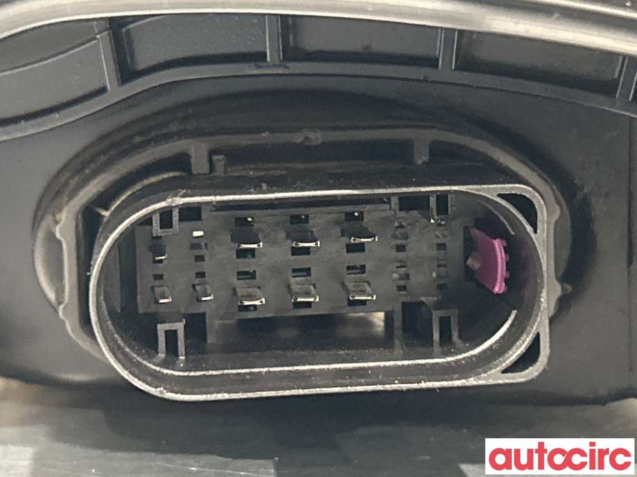 Frontlykt høyre halogen til Ford Mondeo 2011-2014 (Type IV, Fase 2)  (FORD|1811624|BS71-13D154-AF)