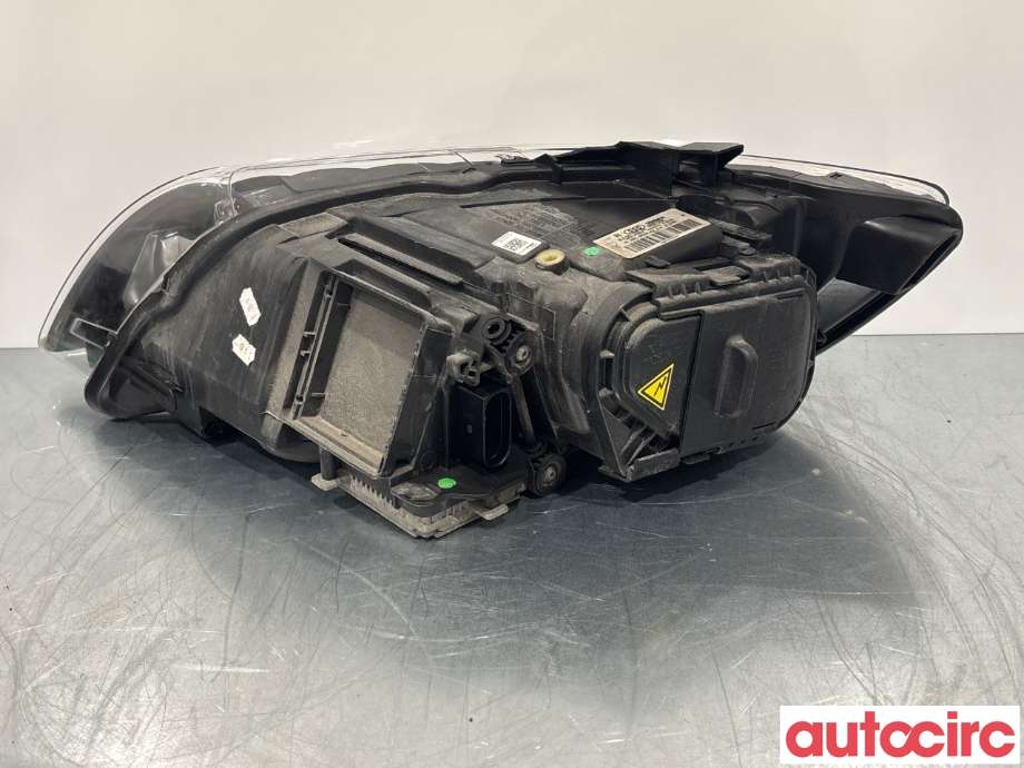 Frontlykt høyre halogen til Audi Q7 2006-2010 (Type I, Fase 1)  (AUDI|4L0941030AC)