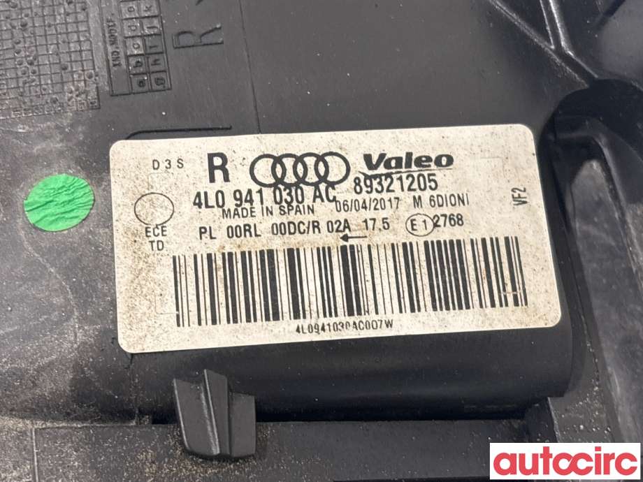 Frontlykt høyre halogen til Audi Q7 2006-2010 (Type I, Fase 1)  (AUDI|4L0941030AC)