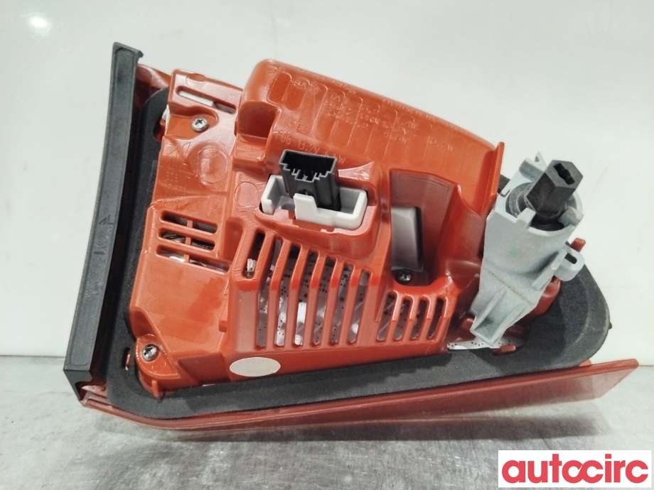 Baklykt høyre indre til Audi A4 2007-2014 (Type IV) (B8) (B8) (AUDI|8K9945094E|)
