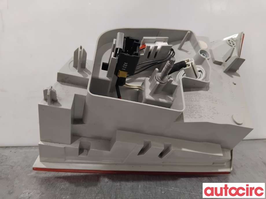 Baklykt venstre indre til Peugeot 508 2011-2014 (Type I, Fase 1)  (PEUGEOT|6350LZ||9686780580)