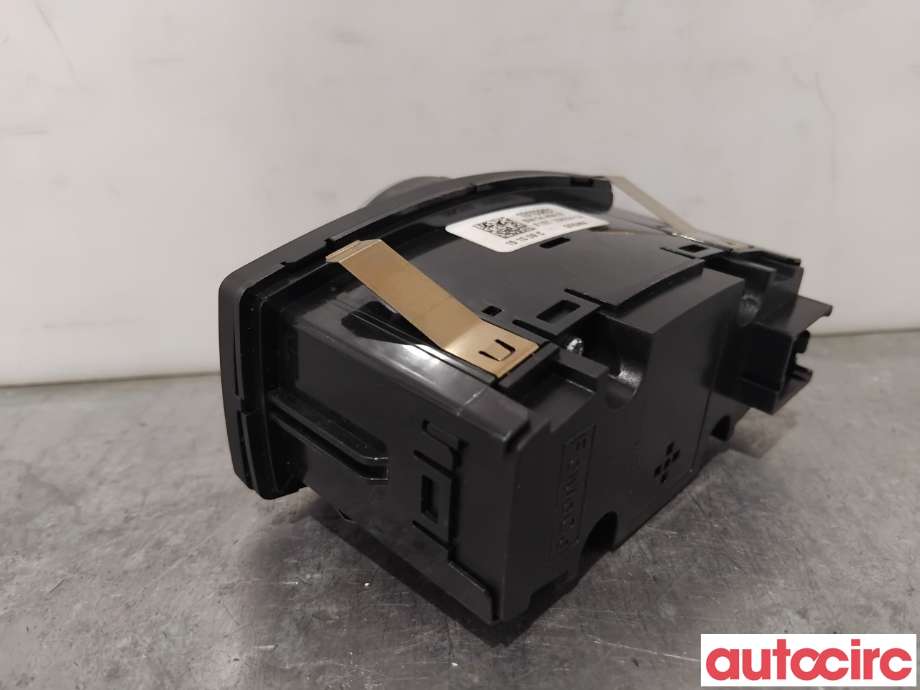 Bryter lys til Ford Focus 2014-2018 (Type III, Fase 2)  (FORD|2044632||F1ET13A024EA)