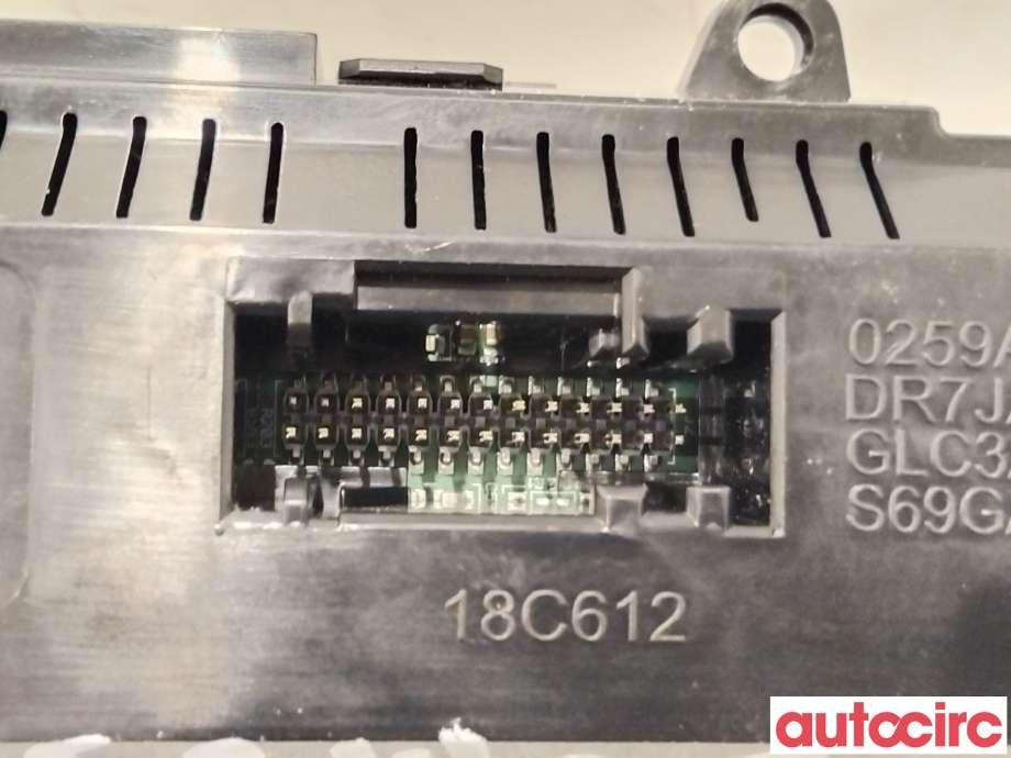 Varmeapparat betjening til Ford Focus 2014-2018 (Type III, Fase 2)  (FORD|2376689||F1ET-18C612-DG)