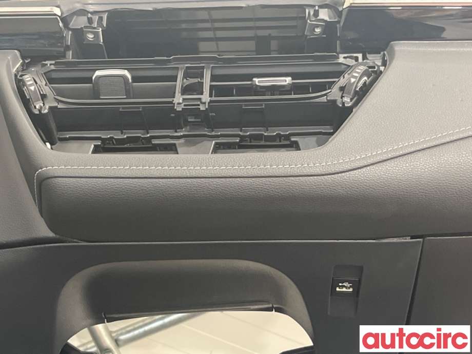 Dashbord til Toyota Corolla 2019-->>  (TOYOTA|5540002901C0|)
