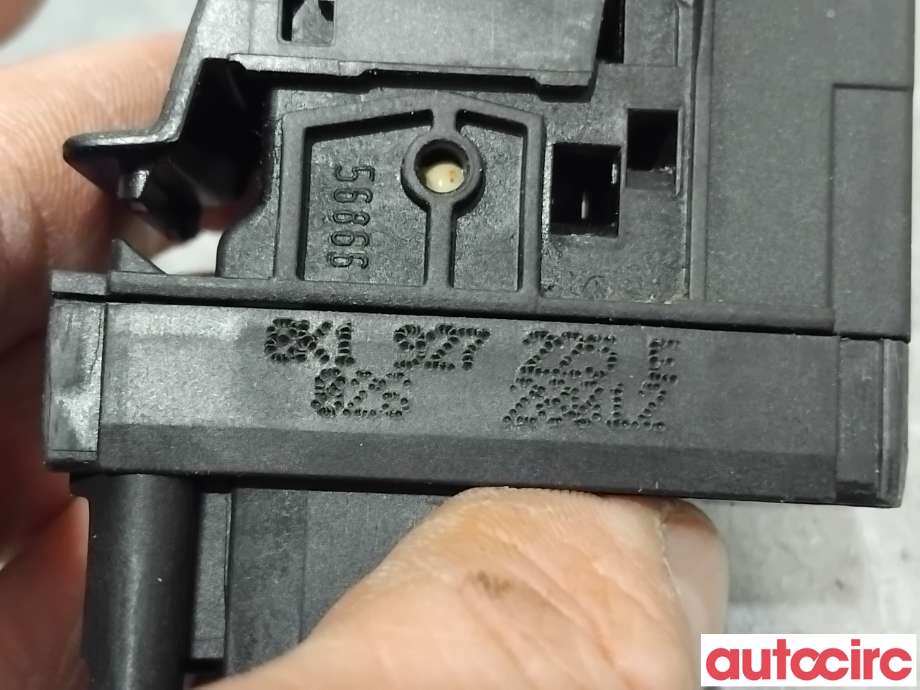 Bryter elektrisk håndbrekk/parkbrems til Audi A4 2007-2014 (Type IV) (B8) (B8) (AUDI|8K1927225E|)