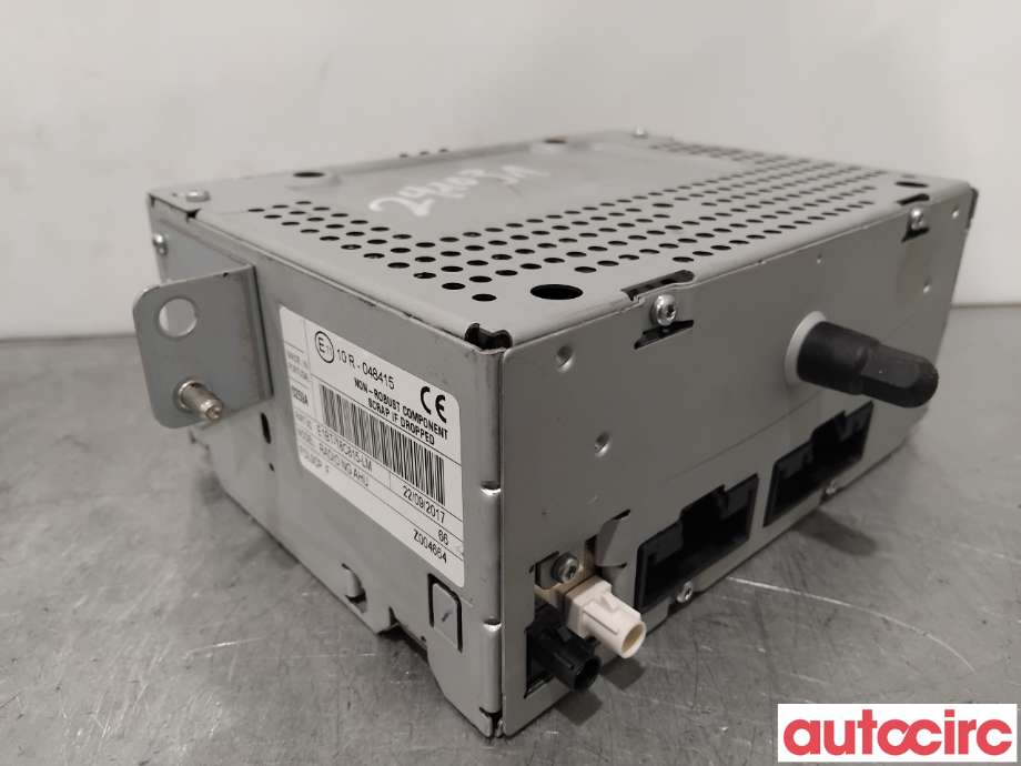 Bilstereo navigasjon til Ford C-Max 2010-2015 (Type II, Fase 1)  (FORD|2342462||E1BT-18C815-LM)