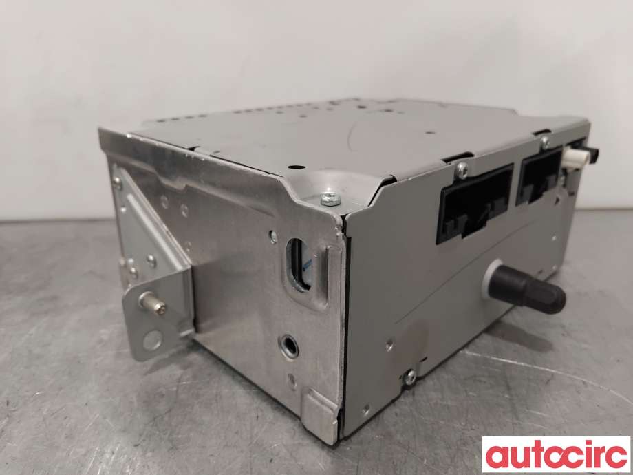 Bilstereo navigasjon til Ford C-Max 2010-2015 (Type II, Fase 1)  (FORD|2342462||E1BT-18C815-LM)