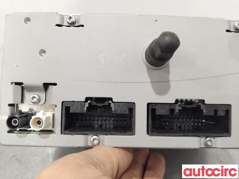 Bilstereo navigasjon til Ford C-Max 2010-2015 (Type II, Fase 1)  (FORD|2342462||E1BT-18C815-LM)