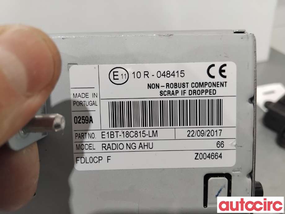 Bilstereo navigasjon til Ford C-Max 2010-2015 (Type II, Fase 1)  (FORD|2342462||E1BT-18C815-LM)
