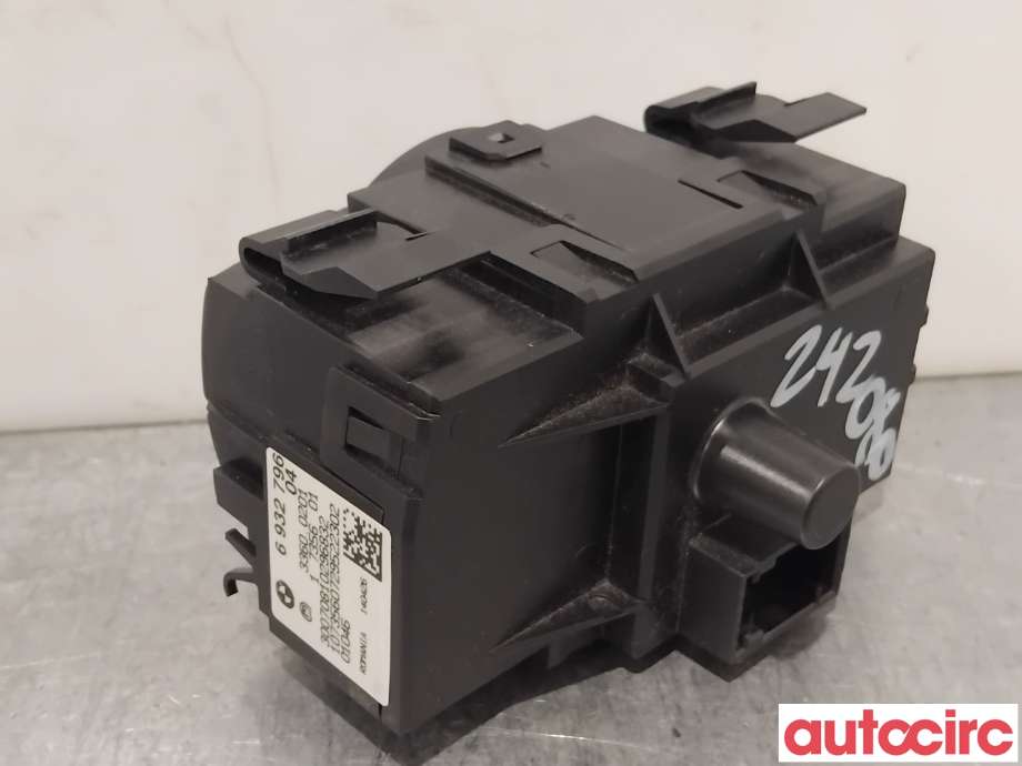 Bryter lys til BMW 3-Serie 2005-2011 (E90/E91/E92/E93) (E90/E91/E92/E93) (BMW|61316932796|33600201|6932796)