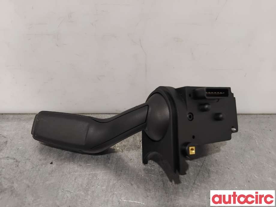 Bryter cruise control til Audi Q7 2006-2010 (Type I, Fase 1)  (AUDI|4E0953521B|)