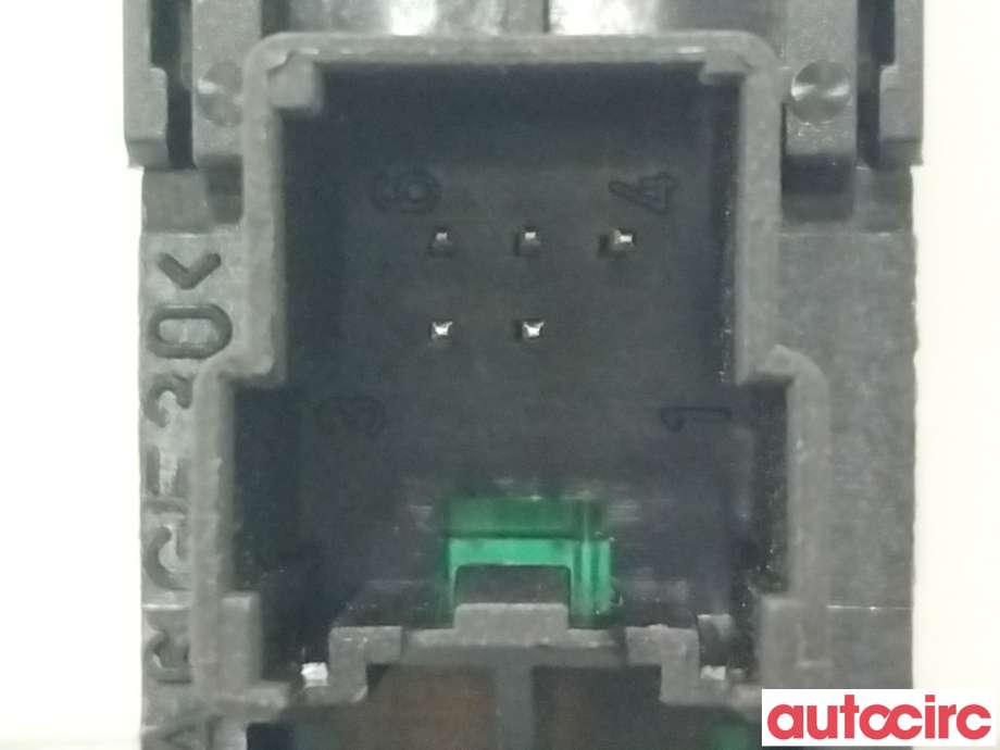 Bryter nødblink til Ford Kuga 2008-2012 (Type I)  (FORD|1498834|)