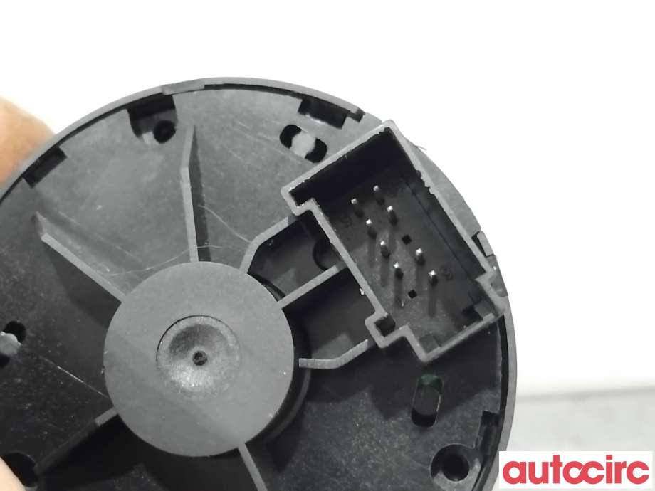 Bryter lys til Audi Q7 2006-2010 (Type I, Fase 1)  (AUDI|4F1941531E|)