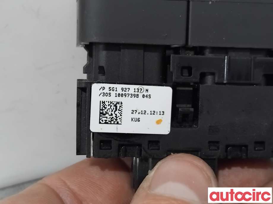 Bryter diverse til VW Golf VII 2012-2017 (Fase 1)  (VOLKSWAGEN|5G1927137N|)