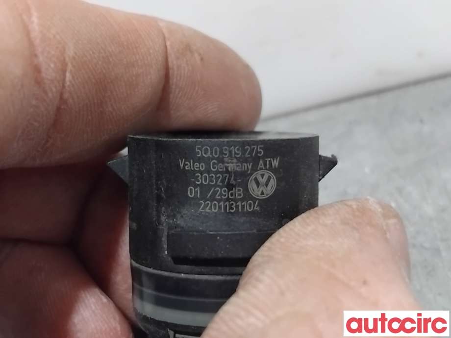 Parkeringssensor foran til VW Golf VII 2012-2017 (Fase 1)  (VOLKSWAGEN|5Q0919275B|303274|5Q0919275)