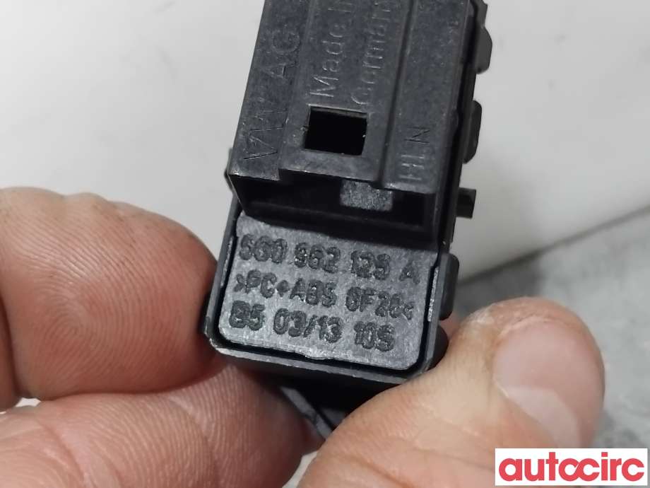 Bryter diverse til VW Golf VII 2012-2017 (Fase 1)  (VOLKSWAGEN|5G0962125A||5G0952125A)
