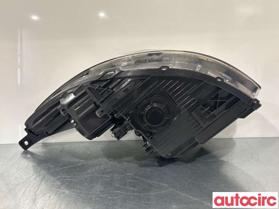 Frontlykt høyre halogen til Kia Soul 2014-2019 (Type II)  (KIA|92102E40101D)