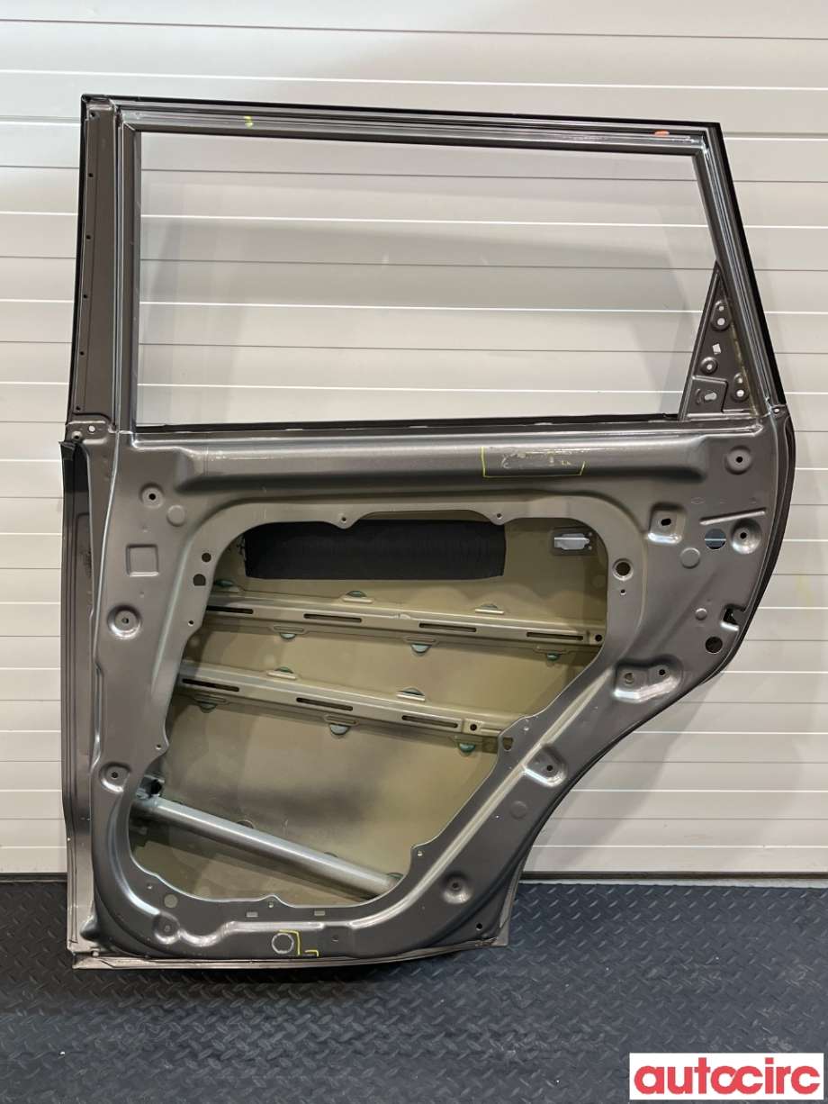 Dør høyre bak til Kia Soul 2014-2019 (Type II)  (KIA|77004B2000)