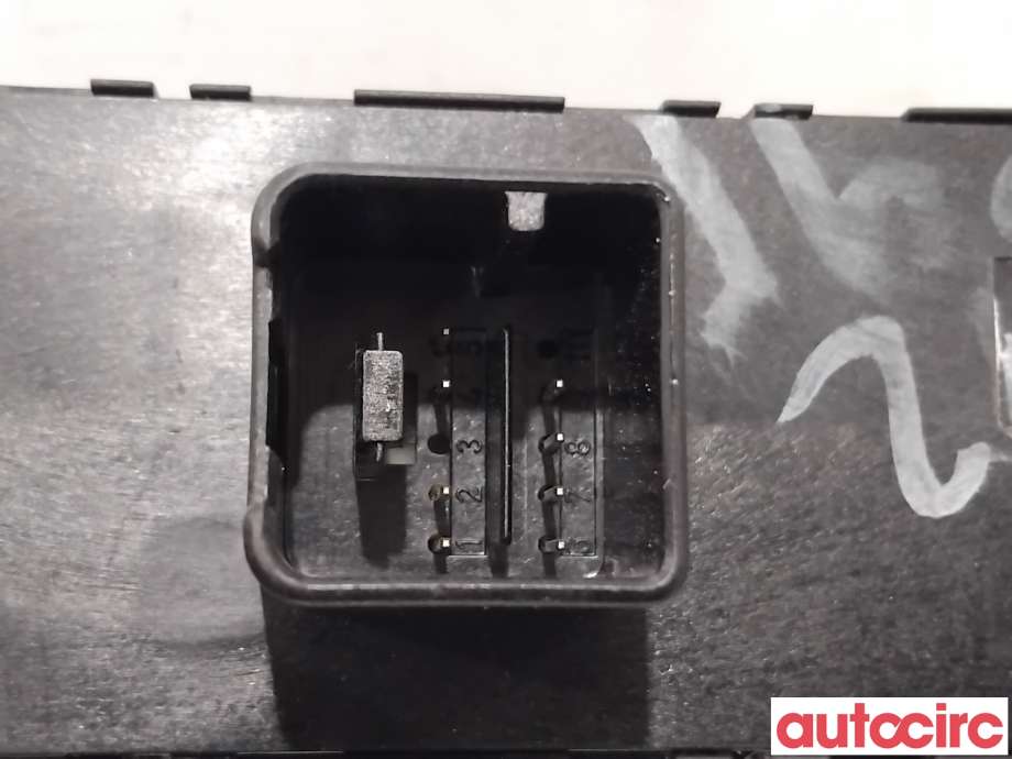 Bryter ruteheis til VW Golf VI 2008-2012  (VOLKSWAGEN|5K4959857||5K4959857A)