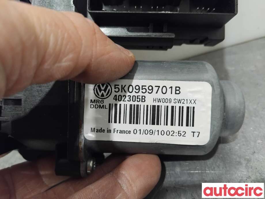 Ruteheis venstre foran til VW Golf VI 2008-2012 (VOLKSWAGEN|5K0959701E|402305B|5K0959701J)