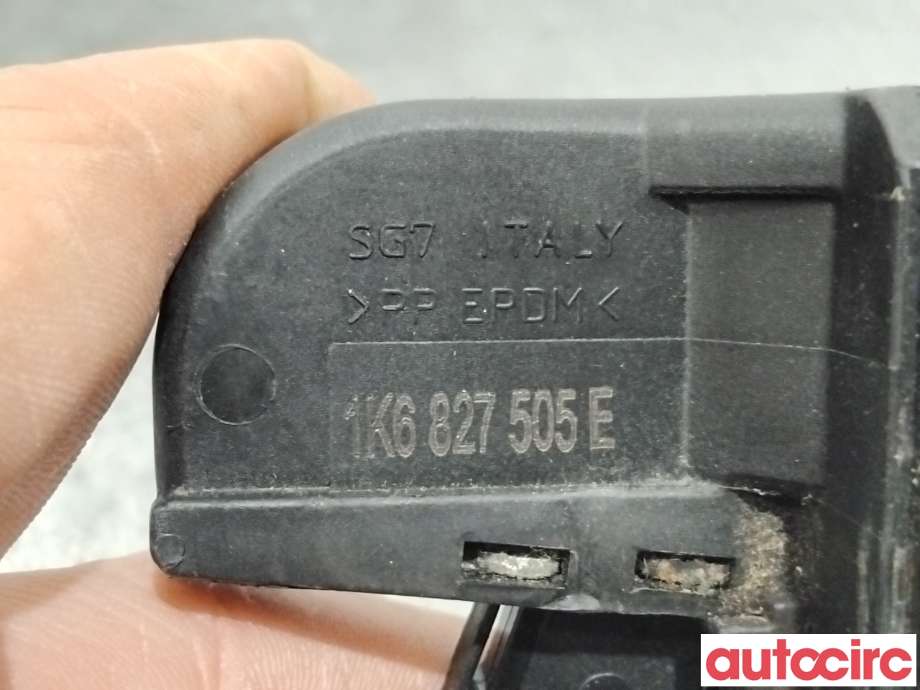 Baklukelås til VW Passat 2011-2015 (B7) (B7) (VOLKSWAGEN|1K6827505E||1K6827505F)