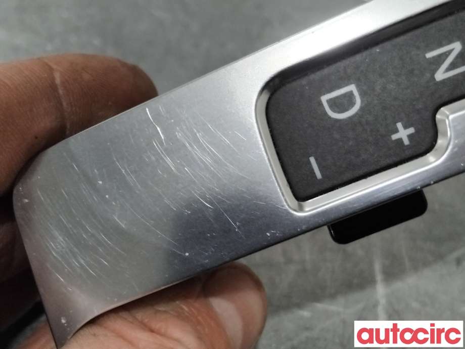 Diverse deler til Audi Q5 2008-2012 (Type I, Fase 1)  (AUDI|8K1713463A|)