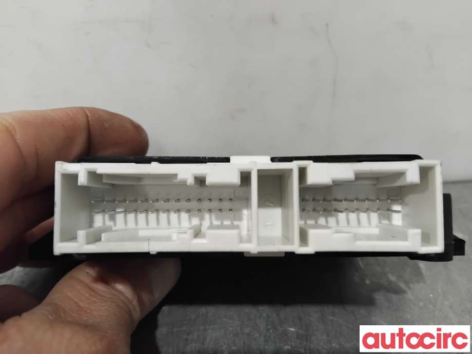 Styreenhet parkering til Citroën Berlingo 2019-->> (Type III)  (CITROEN|1634174180|E172966|9832121480)