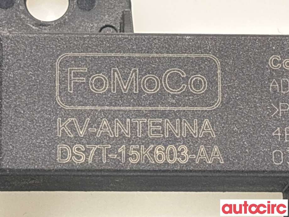 Antenne forsterker til Ford B-Max 2012-2017  (FORD|5195566|DS7T-15K603-AA)
