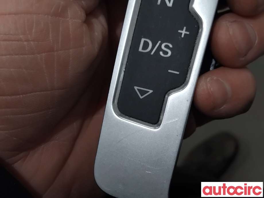 Diverse deler til Audi A4 2007-2014 (Type IV) (B8) (B8) (AUDI|8R1713463|)