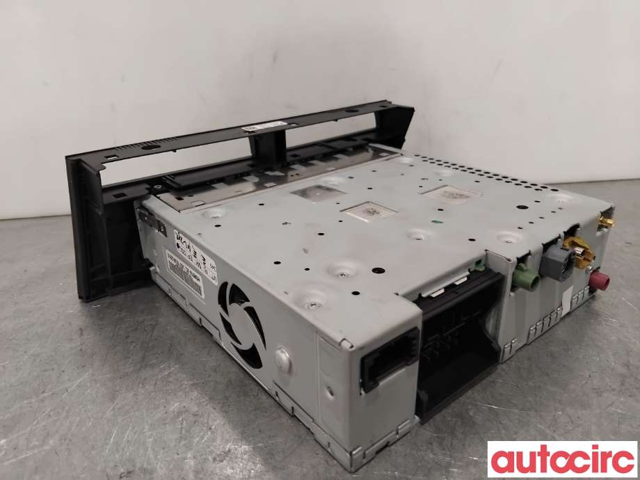 Bilstereo navigasjon til Audi A4 2007-2014 (Type IV) (B8) (B8) (AUDI|8R1035670K|HBA516)