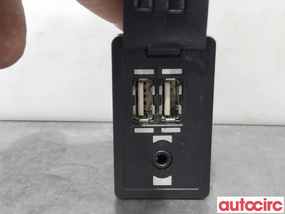 Diverse deler til Lexus CT 2010-2020  (LEXUS|8619076040|CA-LS53H3AJ|86190-76040)