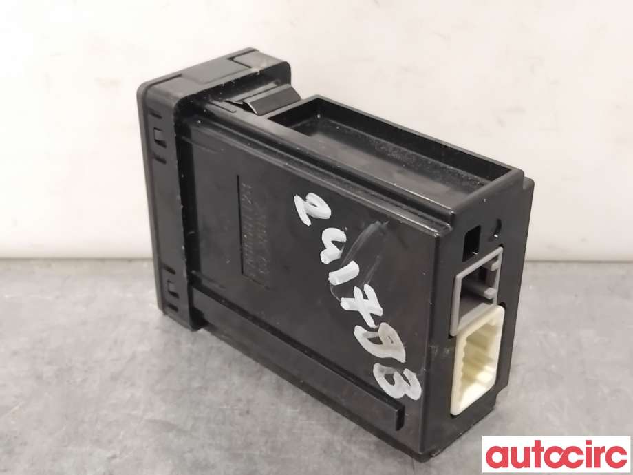 Diverse deler til Lexus CT 2010-2020  (LEXUS|8619076040|CA-LS53H3AJ|86190-76040)