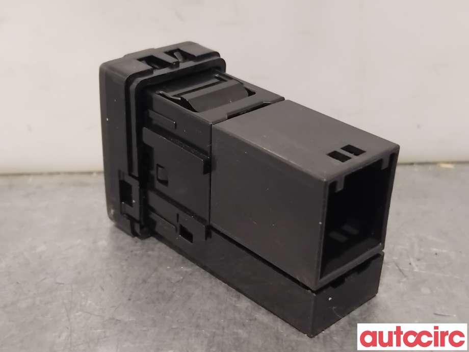 Diverse deler til Toyota RAV4 2013-2015 (Type IV, Fase 1)  (TOYOTA|8619042040|CA-LS02H0AJ|86190-42040)