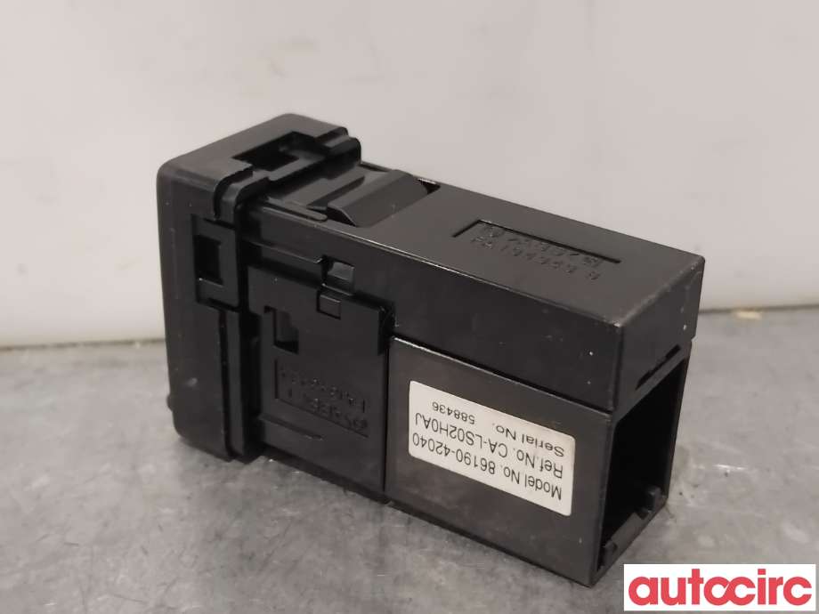 Diverse deler til Toyota RAV4 2013-2015 (Type IV, Fase 1)  (TOYOTA|8619042040|CA-LS02H0AJ|86190-42040)