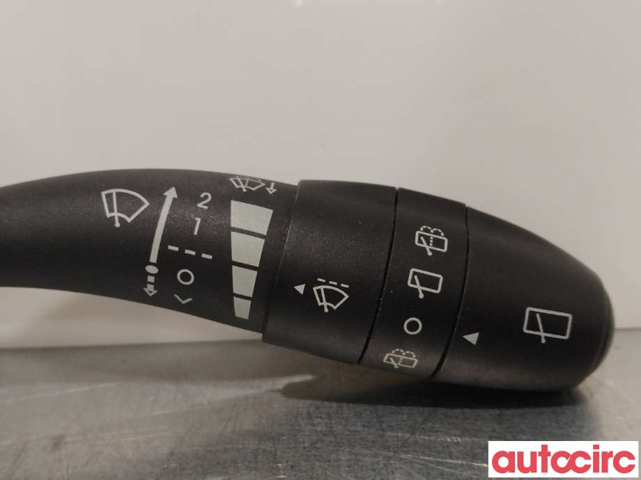 Bryter visker til Hyundai i30 2007-2012 (Type I)  (HYUNDAI|934202R010)