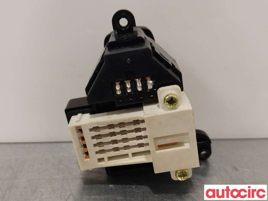 Bryter speil til Hyundai i30 2007-2012 (Type I) (HYUNDAI|935402L000|)