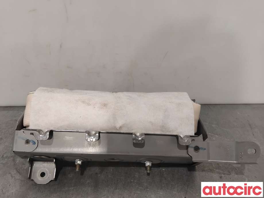 Airbag kne til Toyota RAV4 2013-2015 (Type IV, Fase 1)  (TOYOTA|7390042031C0|)