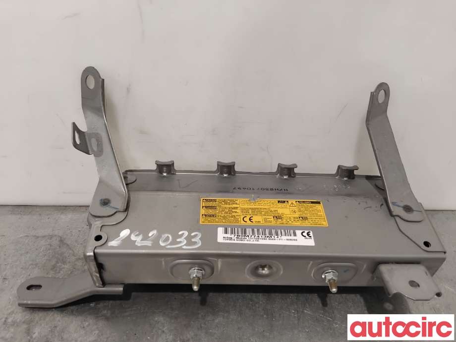 Airbag kne til Toyota RAV4 2013-2015 (Type IV, Fase 1)  (TOYOTA|7390042031C0|)