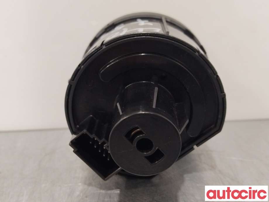 Bryter lys til VW T-Cross 2019-->>  (VOLKSWAGEN|5G0941431BD|5G0941431AP)
