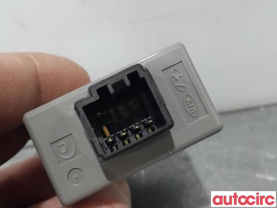 Frontlykter til Kia Soul 2014-2019 (Type II) (KIA|93735E4000|)