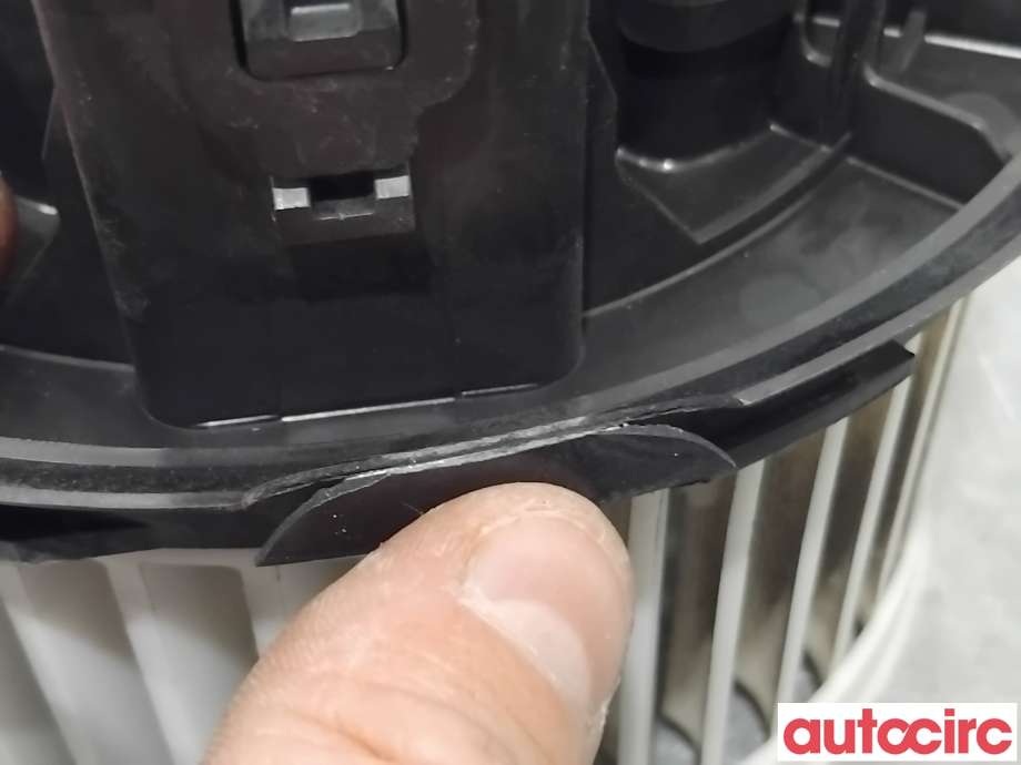 Varmeapparat motor til VW Up 2012-2019  (VOLKSWAGEN|1S1819015D|0130115563)