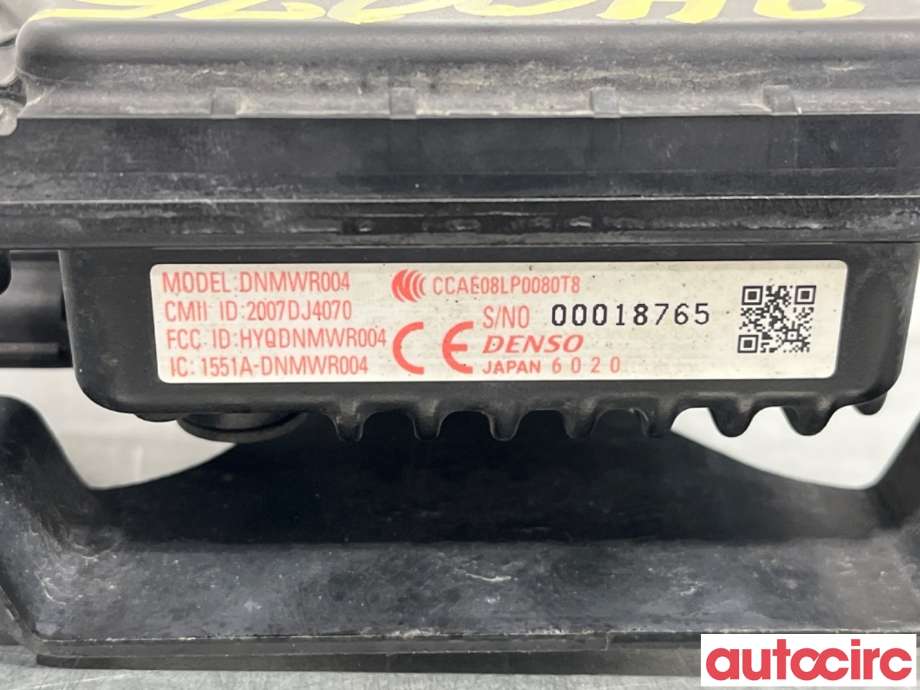 Sensor radar til Toyota Avensis 2009-2015 (Type III, Fase 1)  (TOYOTA|8821020010|)