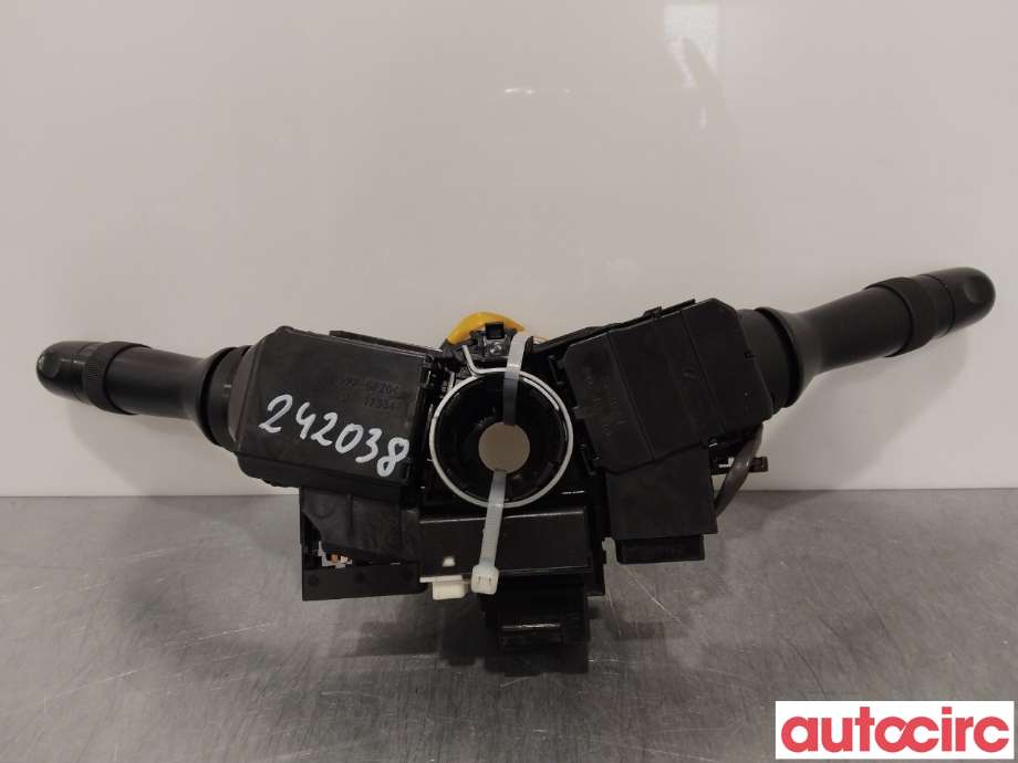 Bryter combi til Toyota RAV4 2009-2013 (Type III, Fase 2)  (TOYOTA|8465248190|8430648030|)