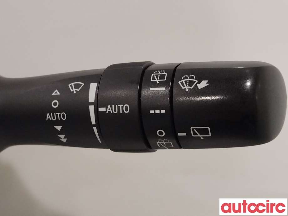 Bryter combi til Toyota RAV4 2009-2013 (Type III, Fase 2)  (TOYOTA|8465248190|8430648030|)