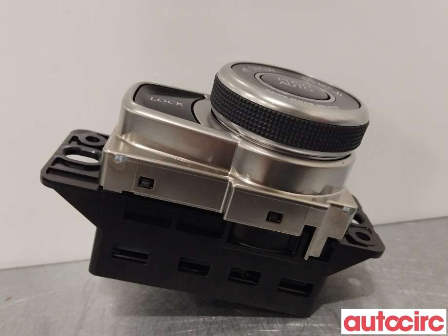 Bryter diverse til Suzuki Vitara 2015-->> (Type IV)  (SUZUKI|37790-61M00|)