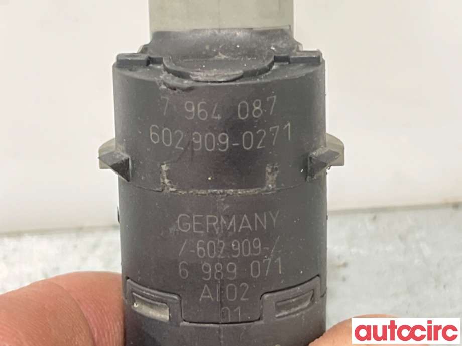 Parkeringssensor foran til BMW 5-Serie 2003-2010 (E60/E61) (E60/E61) (BMW|66207964087|602909-0271|7964087)