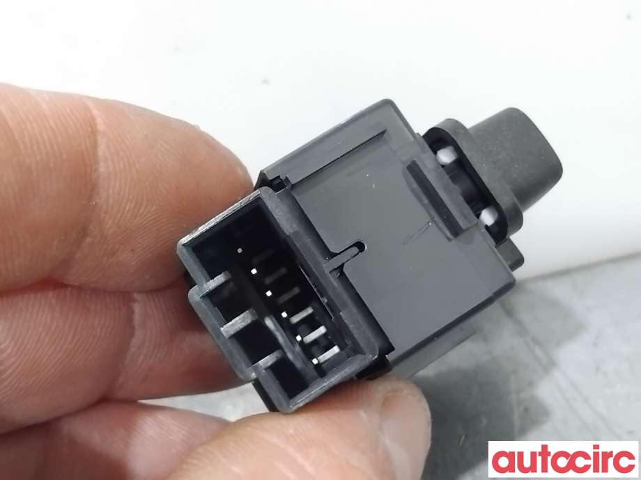 Bryter diverse til Volvo V40 2012-2019  (VOLVO|31376498|)
