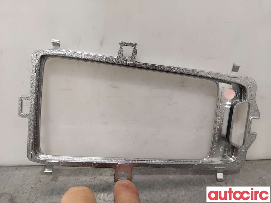 Diverse deler til Volvo V40 2012-2019  (VOLVO|9123189|)